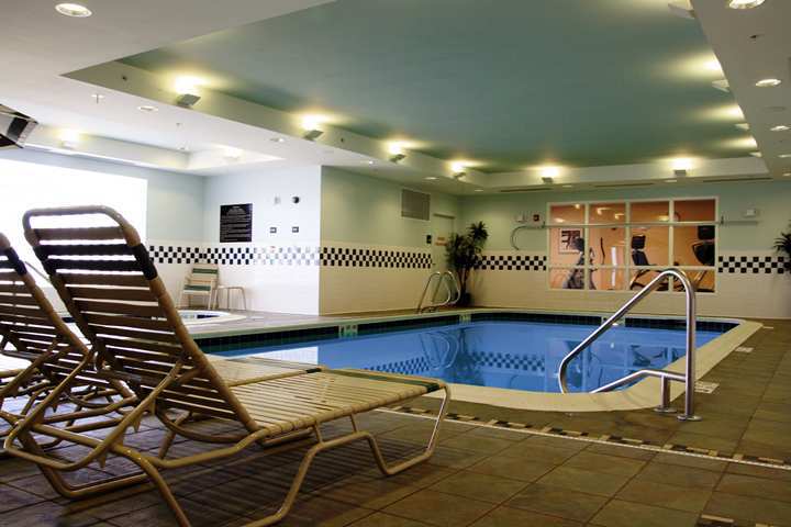Hampton Inn Syracuse Clay Liverpool Bagian luar foto